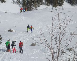 Skitourengeher im Rotwandgebiet, ganzjährige intensive Freizeitnutzung